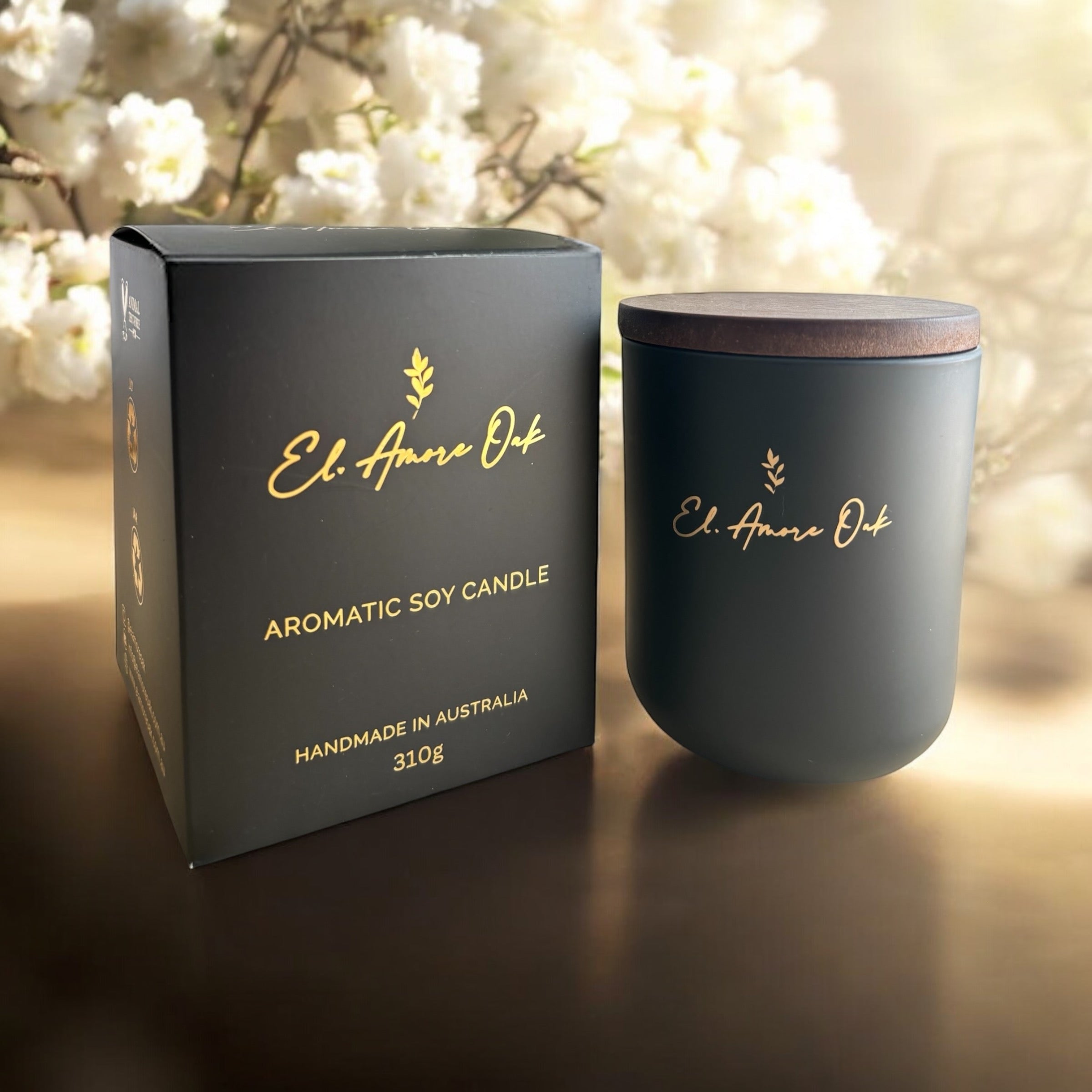 Blossom - Japanese Honeysuckle Wooden Wick Candle